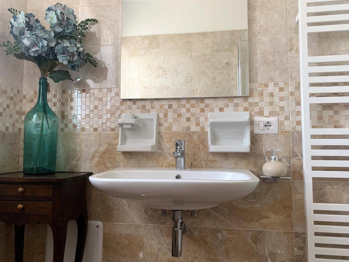 Guest House Vagamondo Fano Εξωτερικό φωτογραφία