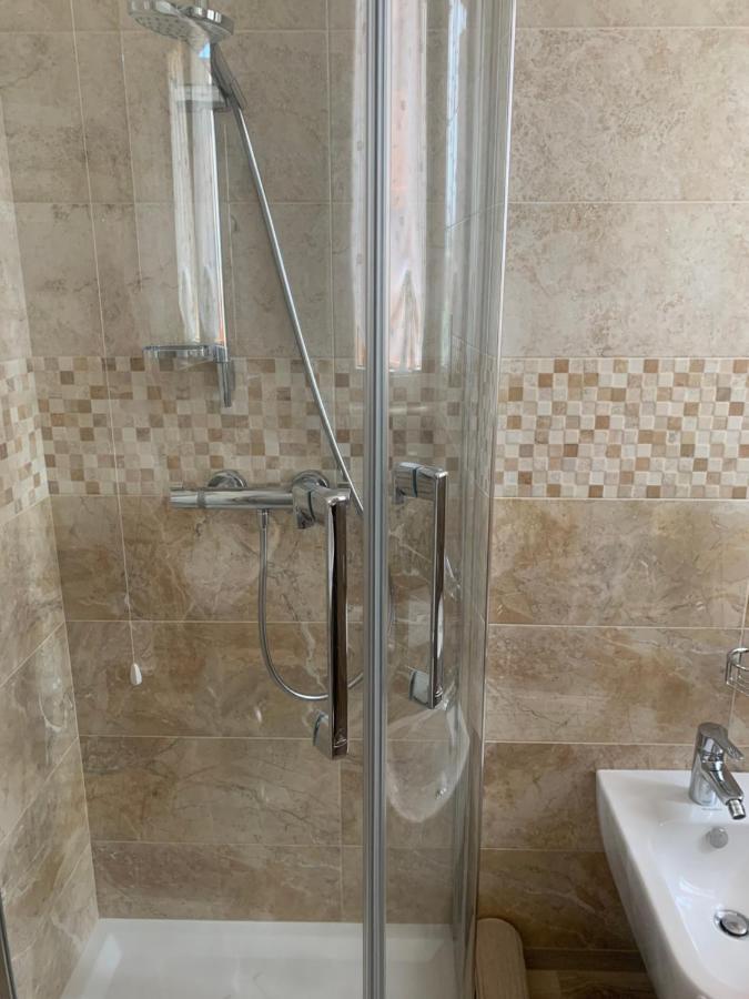 Guest House Vagamondo Fano Εξωτερικό φωτογραφία