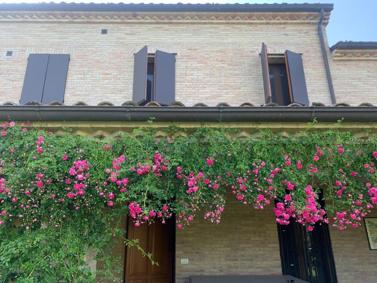 Guest House Vagamondo Fano Εξωτερικό φωτογραφία